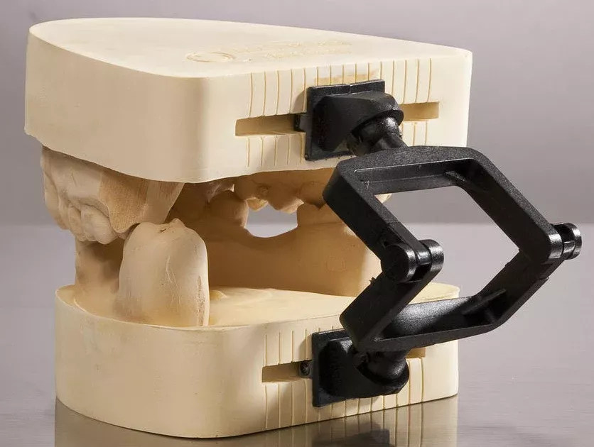 Disposable Plastic Articulators